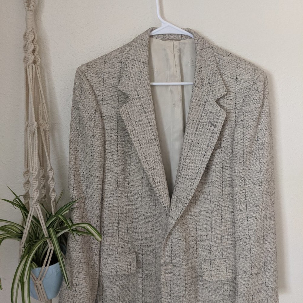 Cute white blazer (vintage designer Lanvin)